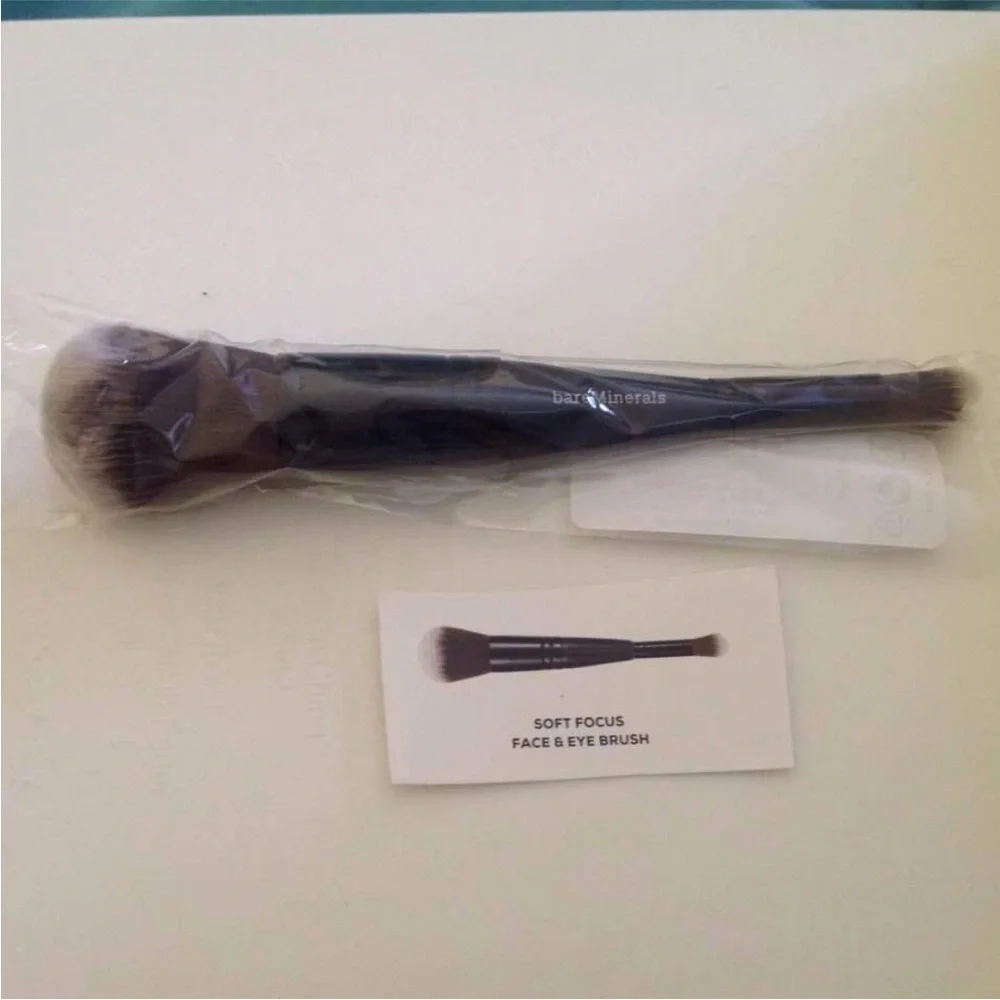 BareMinerals Double Ended Soft Focus Face & Eye Brush - Sealed!